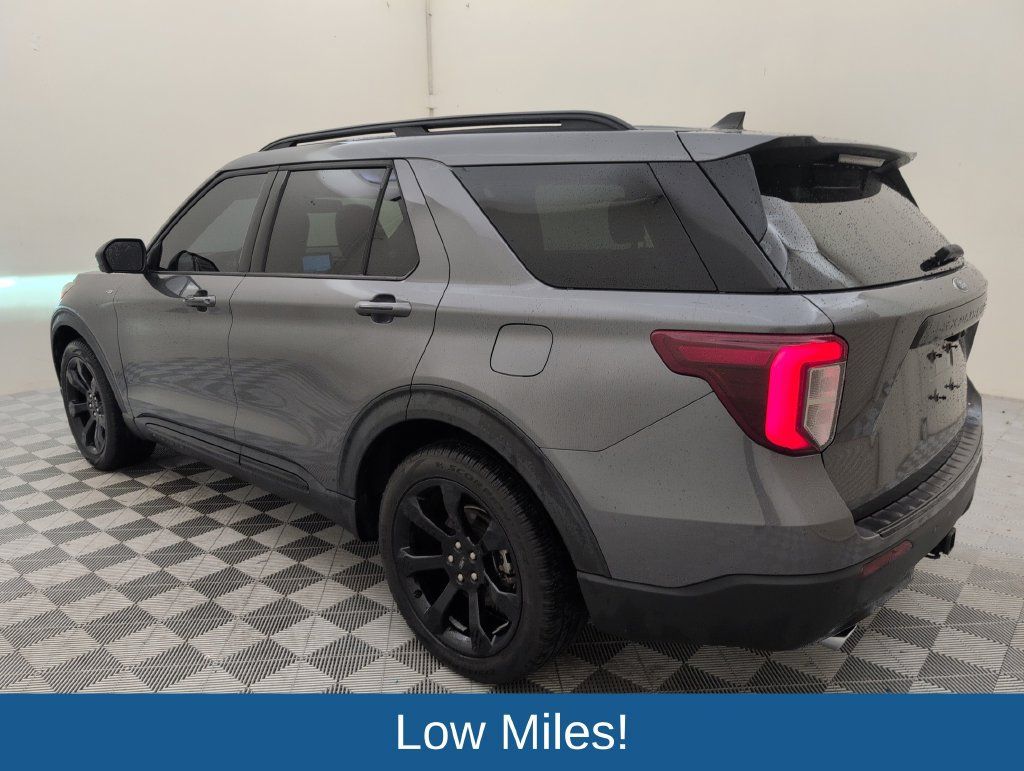 Used 2023 Ford Explorer ST-Line w/ Class IV Trailer Tow Package RWD image 8