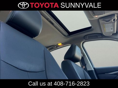 Used 2017 INFINITI Q50 Hybrid w/ Technology Package RWD image 20