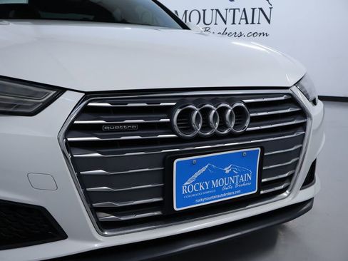 Used 2019 Audi A4 2.0T Premium w/ Convenience Package image 9