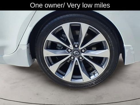 Used 2023 Nissan Maxima Platinum w/ Sport Mat Group FWD image 4