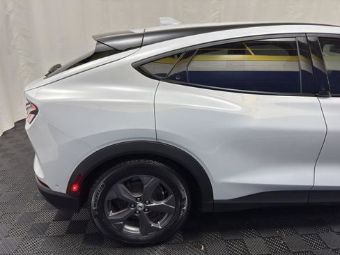 Used 2022 Ford Mustang Mach-E Select w/ Comfort/Technology Package image 9