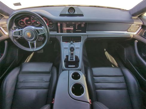 Used 2019 Porsche Panamera GTS image 16