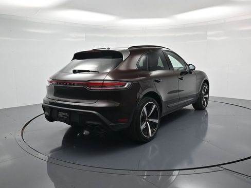 Certified 2023 Porsche Macan Turbo image 30