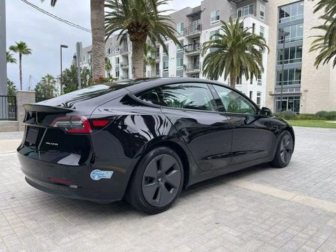 Used 2022 Tesla Model 3 Long Range AWD/4WD image 9