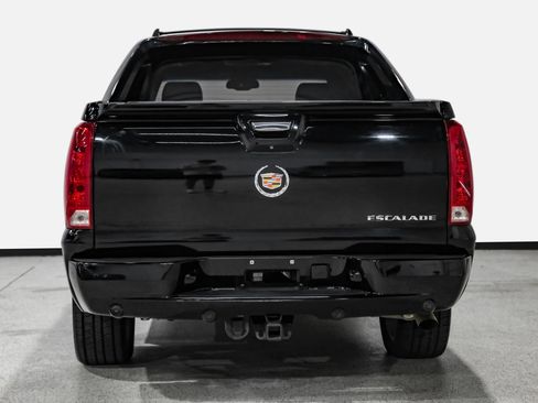 Used 2013 Cadillac Escalade EXT Premium AWD/4WD image 7