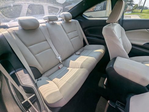 Used 2017 Honda Accord LX-S image 31