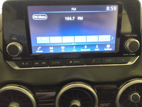 Used 2024 Nissan Sentra S FWD image 25