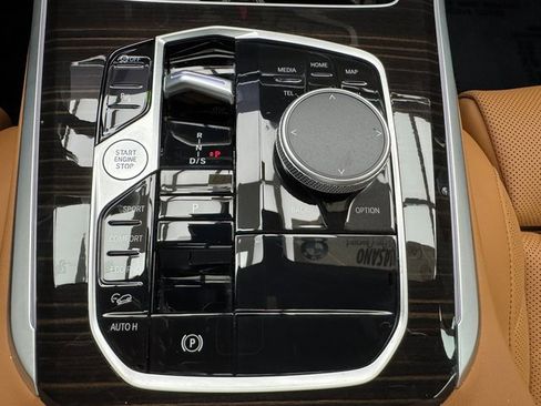 Certified 2025 BMW X5 xDrive40i image 18