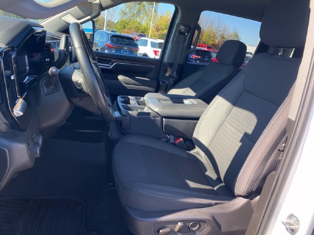 Certified 2025 Chevrolet Silverado 2500 LT w/ Convenience Package AWD/4WD image 16
