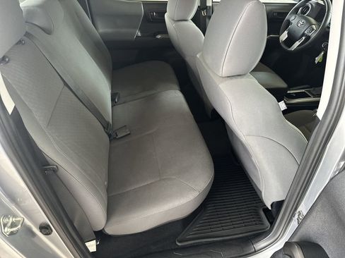 Used 2021 Toyota Tacoma SR5 image 32
