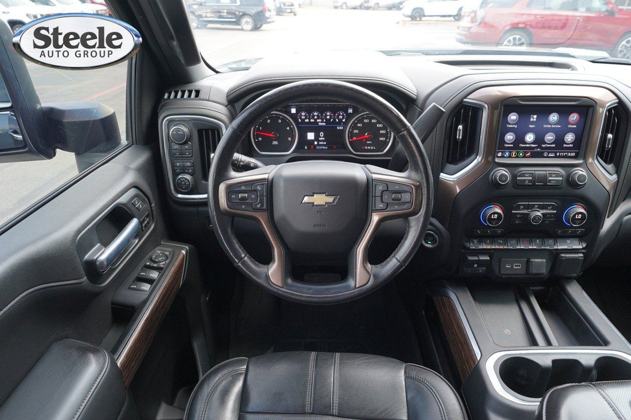 Used 2020 Chevrolet Silverado 3500 High Country w/ Technology Package AWD/4WD image 9