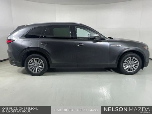 Certified 2025 MAZDA CX-90 Plug-In Hybrid w/ Preferred AWD/4WD image 8