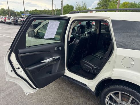 Used 2019 Dodge Journey GT w/ Driver Convenience Group AWD/4WD image 14