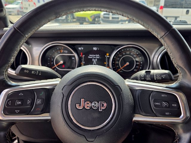 Used 2019 Jeep Wrangler Unlimited Sahara w/ Safety Group AWD/4WD image 26