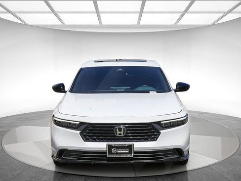 Used 2024 Honda Accord Sport image 6