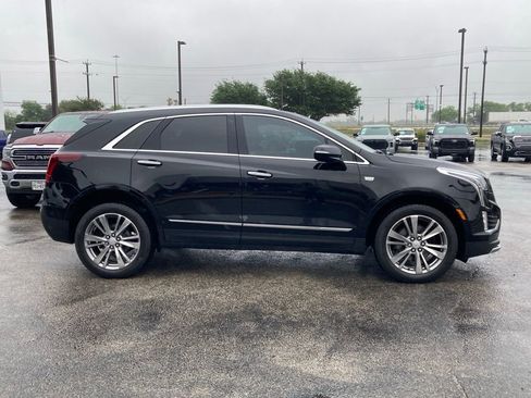 Used 2023 Cadillac XT5 Premium Luxury w/ Technology Package image 4