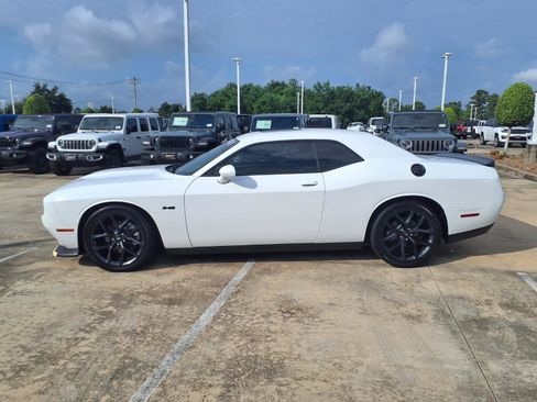 Used 2023 Dodge Challenger R/T w/ Plus Package RWD image 11
