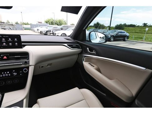 Used 2026 Genesis G70 2.5T RWD image 12
