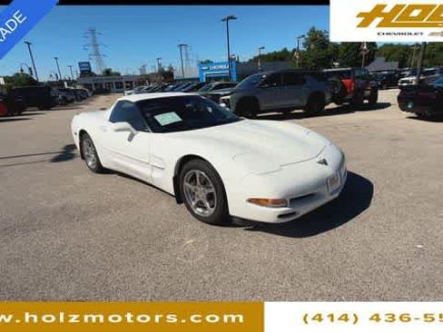 Used 2002 Chevrolet Corvette Convertible w/ Preferred Equipment Group2 RWD image 2