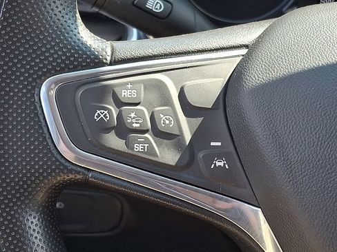 Used 2022 Chevrolet Equinox LS w/ LS Convenience Package FWD image 22
