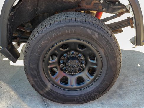 Used 2021 Chevrolet Silverado 3500 LT image 15