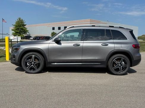 New 2026 Mercedes-Benz GLB 250 4MATIC image 5