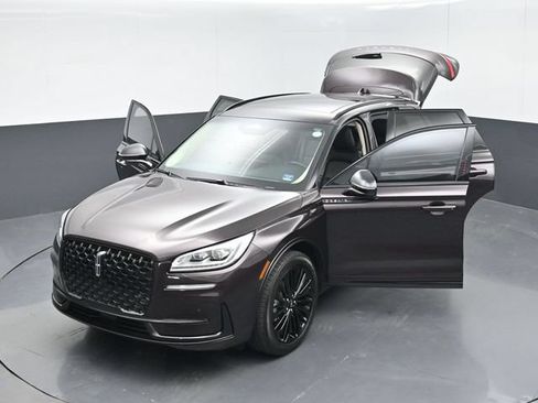 Used 2023 Lincoln Corsair Reserve w/ Equipment Group 201A FWD image 58