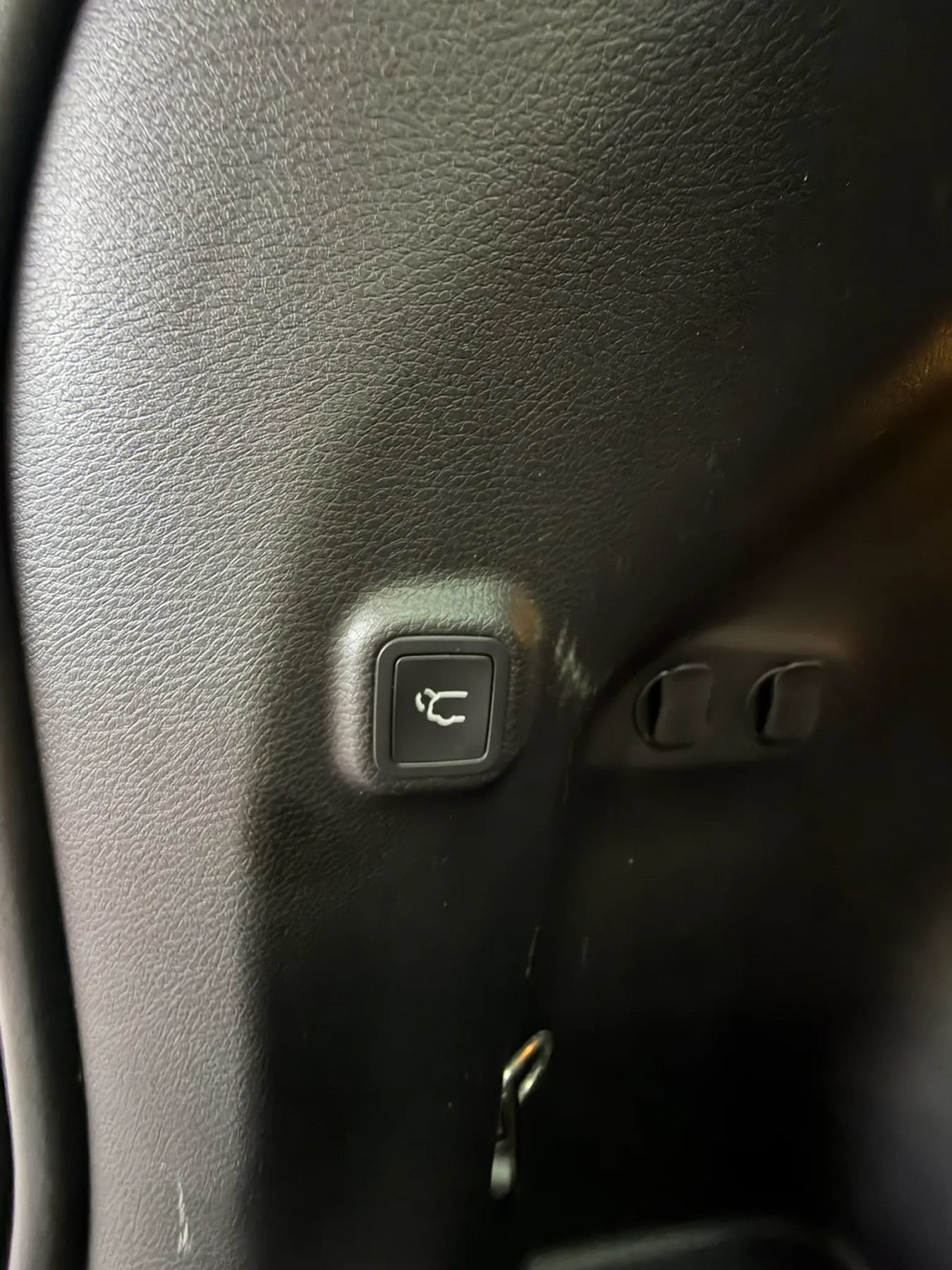 Used 2019 Jeep Cherokee High Altitude AWD/4WD image 28