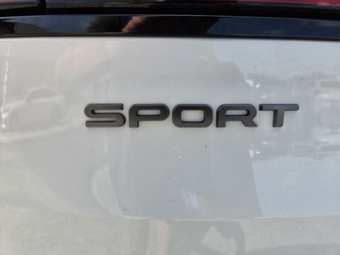 Used 2026 Land Rover Range Rover Sport SE AWD/4WD image 14