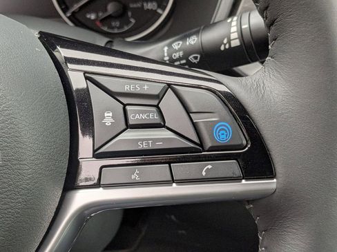 New 2025 Nissan Altima 2.5 SL FWD image 17