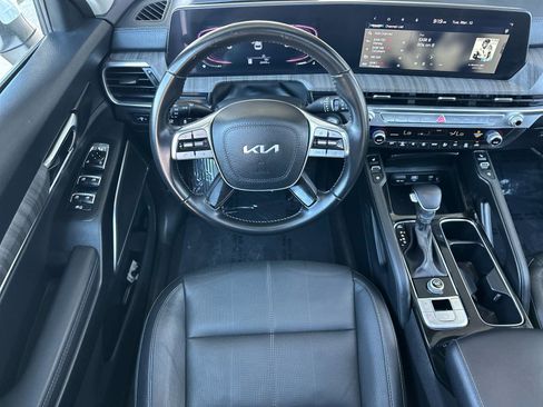 Used 2023 Kia Telluride EX image 13