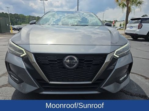 Used 2021 Nissan Sentra SR w/ SR Premium Package FWD image 3