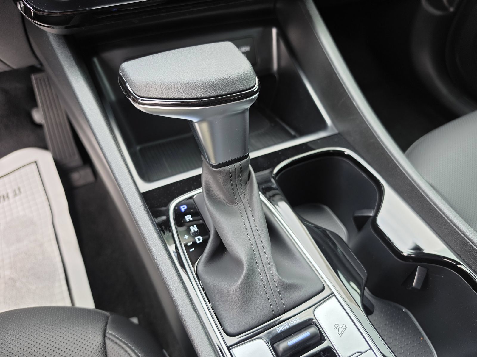 New 2026 Hyundai Santa Cruz SEL FWD image 30