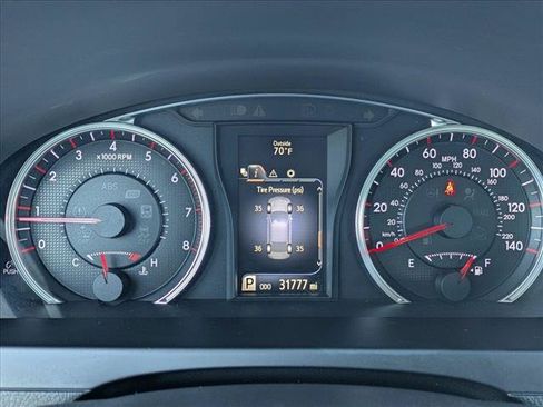 Used 2016 Toyota Camry SE w/ Protection Package (Q2) FWD image 11