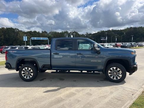 New 2026 Chevrolet Silverado 2500 Custom w/ Custom Value Package image 13