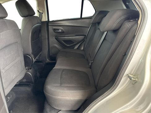 Used 2016 Chevrolet Trax LS image 10