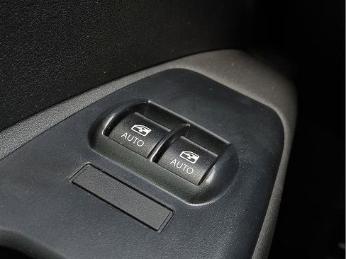 Used 2018 RAM ProMaster City Tradesman FWD image 16