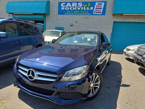 Used 2016 Mercedes-Benz C 300 4MATIC Sedan image 2