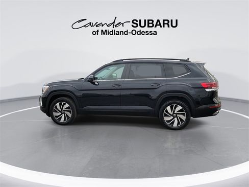 Used 2025 Volkswagen Atlas SE image 5