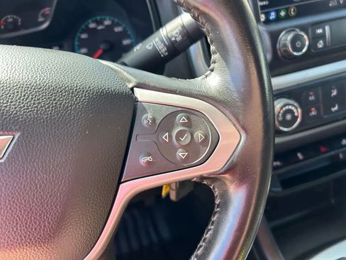 Used 2022 Chevrolet Colorado LT w/ Fleet Safety Package image 15