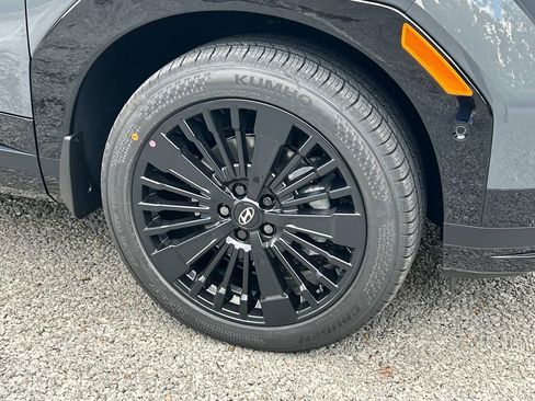 New 2025 Hyundai Santa Fe Calligraphy image 9