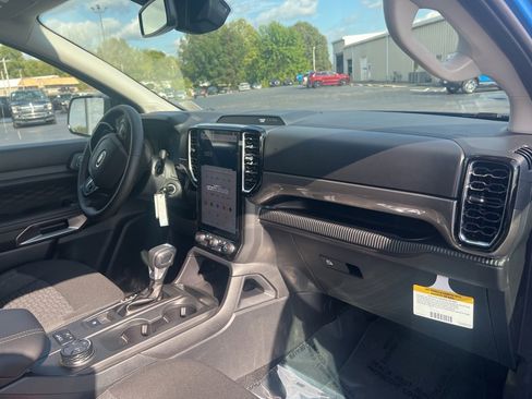 New 2025 Ford Ranger XLT w/ Equipment Group 301A High image 17