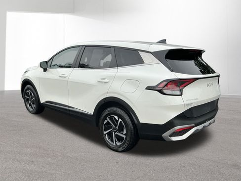Certified 2023 Kia Sportage LX AWD/4WD image 5