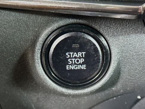 Used 2019 MAZDA MAZDA3 w/Preferred Pkg image 21