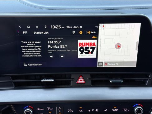 Used 2024 Kia Sportage EX image 29