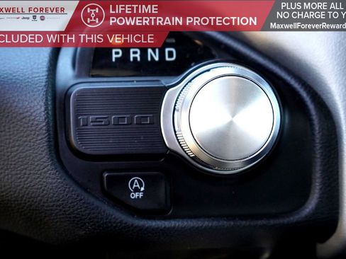 Used 2024 RAM 1500 Laramie image 13