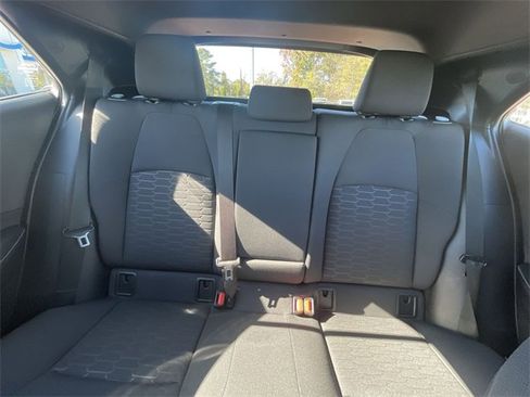 Used 2021 Toyota Corolla SE w/ SE Preferred Package image 19