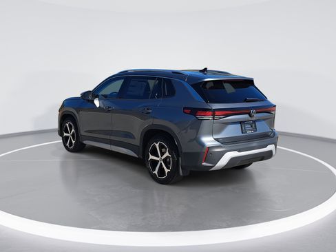 New 2026 Volkswagen Tiguan SE image 5