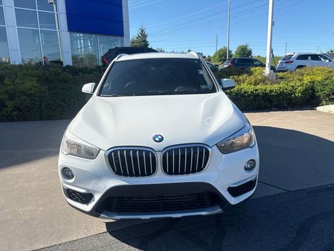 Used 2018 BMW X1 xDrive28i AWD/4WD image 3