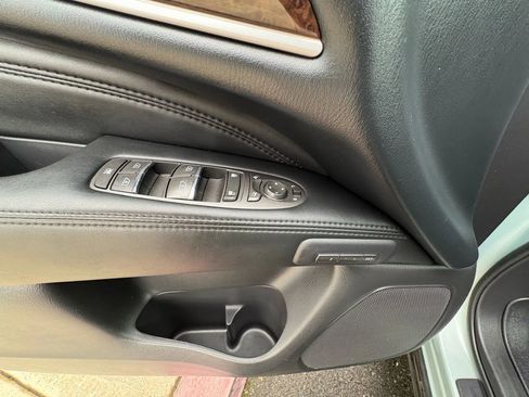 Used 2014 INFINITI QX60 AWD Hybrid w/ HEV Deluxe Touring Package image 12